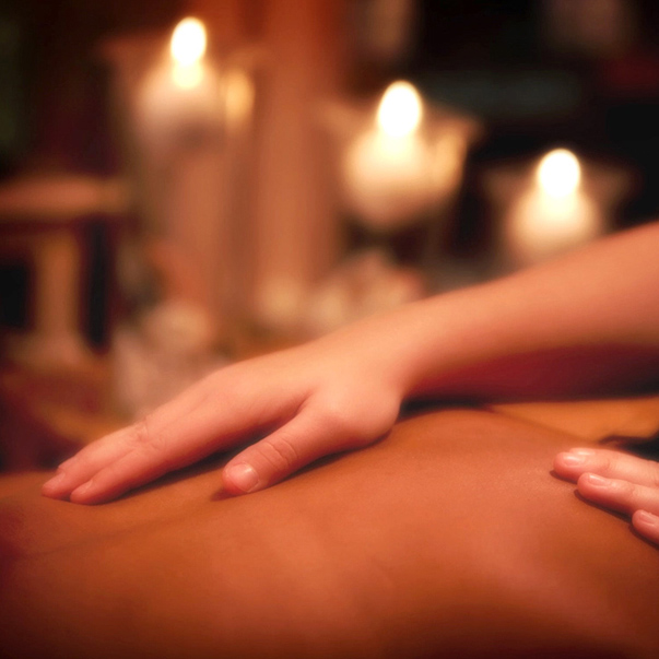 massage abhyanga